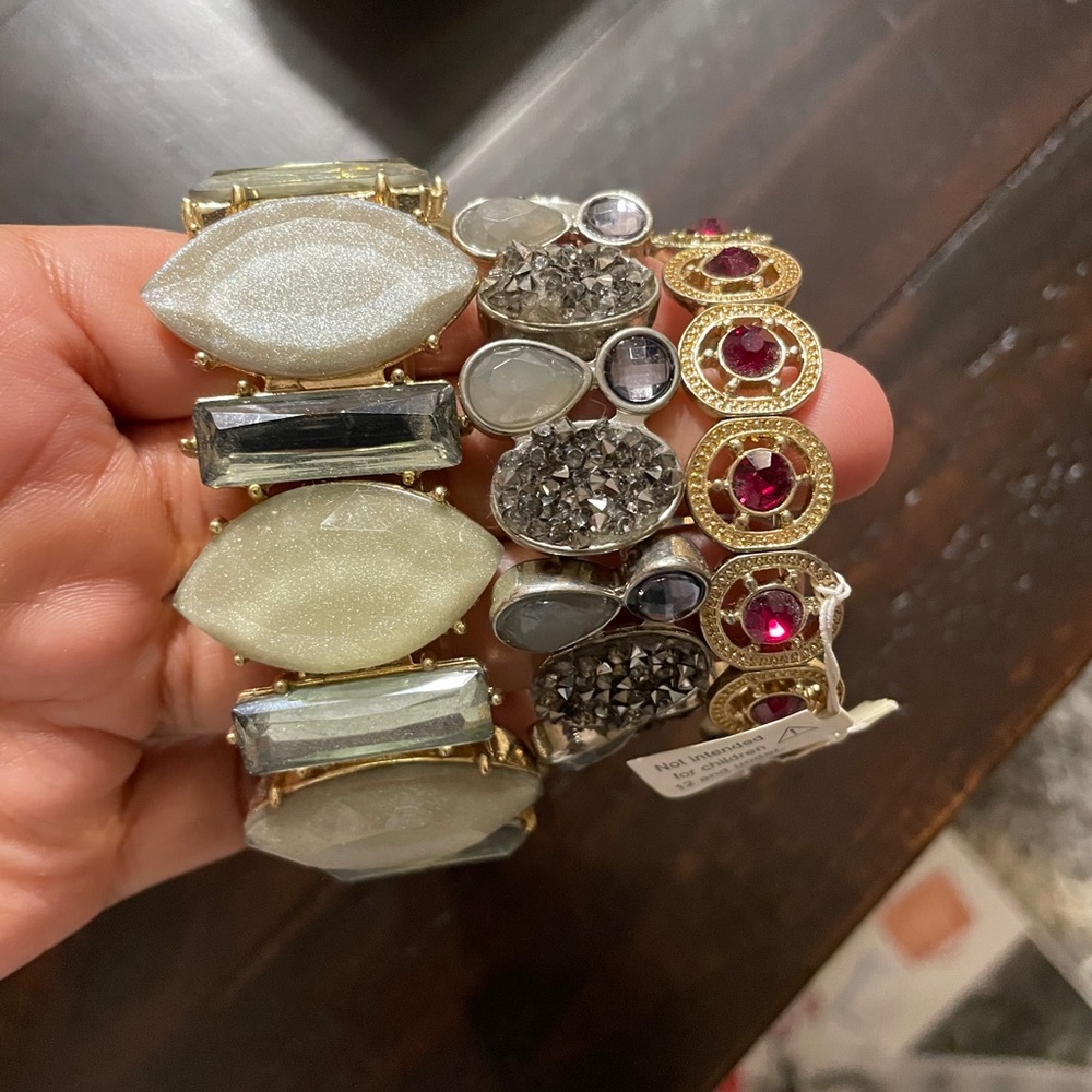 Bracelets - Picture 2 of 3
